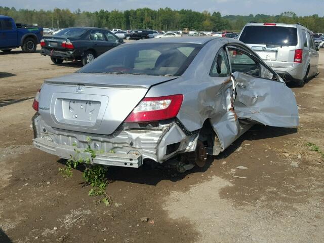 2HGFG12868H506908 - 2008 HONDA CIVIC SILVER photo 4