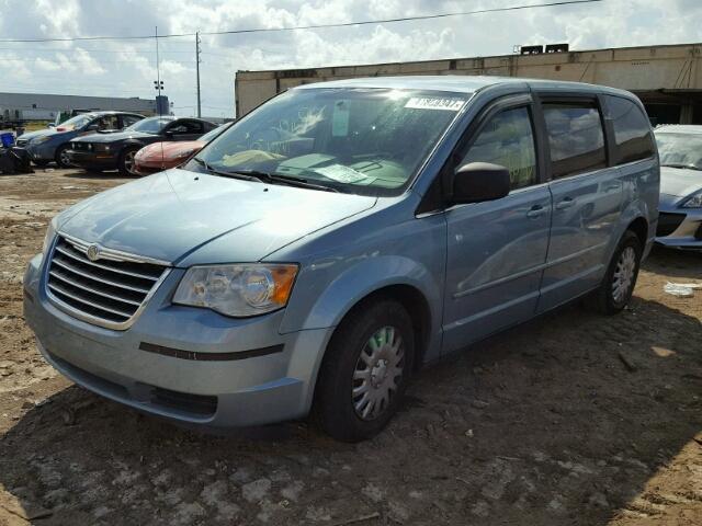 2A4RR4DE7AR151588 - 2010 CHRYSLER TOWN & COU BLUE photo 2