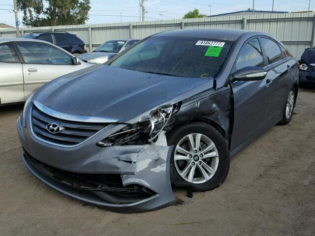 5NPEB4AC5EH887265 - 2014 HYUNDAI SONATA GRAY photo 2