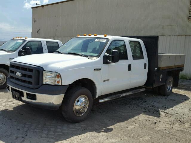 1FDWW37P37EA96535 - 2007 FORD F350 SUPER WHITE photo 2