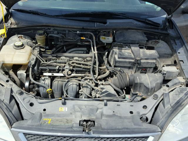 1FAFP36N46W115089 - 2006 FORD FOCUS ZXW GRAY photo 7