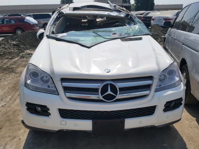 4JGBF71E17A258361 - 2007 MERCEDES-BENZ GL 450 WHITE photo 9