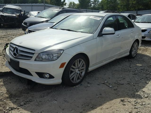 WDDGF81X18F107810 - 2008 MERCEDES-BENZ C 300 4MAT WHITE photo 2