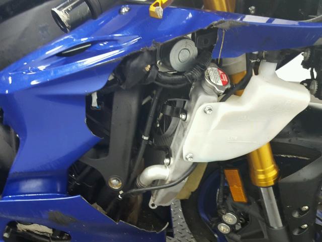 JYARJ28E5JA002429 - 2018 YAMAHA YZFR6 BLUE photo 18