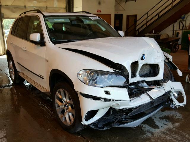 5UXZV4C58D0E14898 - 2013 BMW X5 XDRIVE3 WHITE photo 1