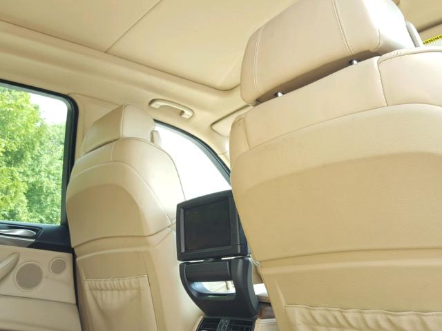 5UXFE835X7LZ45496 - 2007 BMW X5 4.8I SILVER photo 9