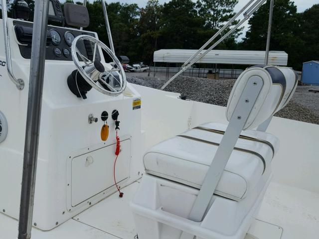 WJ1T0255J001 - 2001 PROS BOAT WHITE photo 5