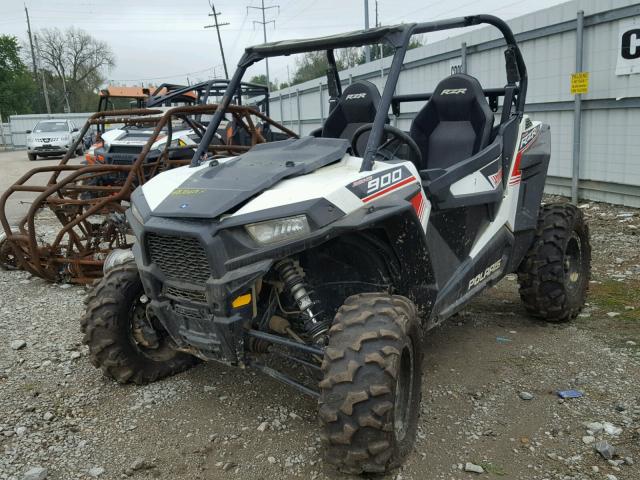 3NSVBA872GH105547 - 2016 POLARIS RZR S 900 WHITE photo 2