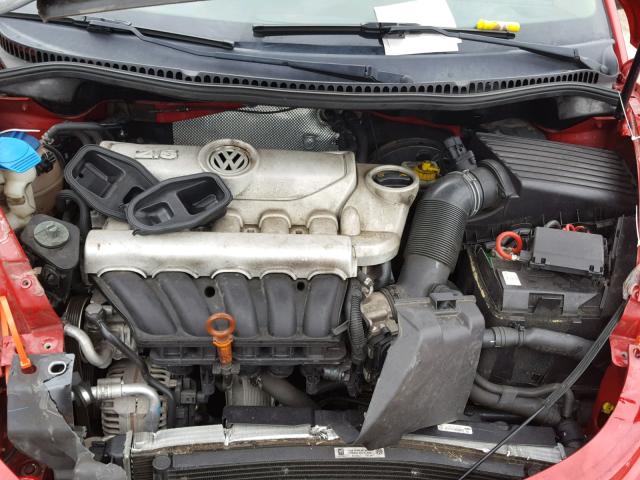 3VWRG3AL6AM005549 - 2010 VOLKSWAGEN NEW BEETLE RED photo 7
