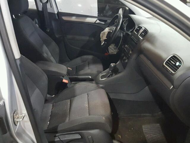 WVWDB7AJ9DW135587 - 2013 VOLKSWAGEN GOLF SILVER photo 5