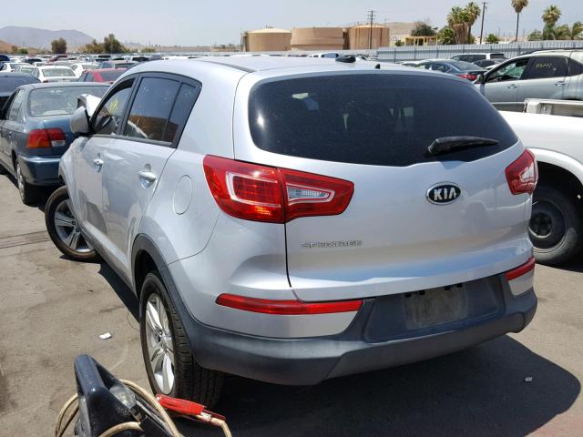 KNDPB3A27C7188487 - 2012 KIA SPORTAGE B SILVER photo 3