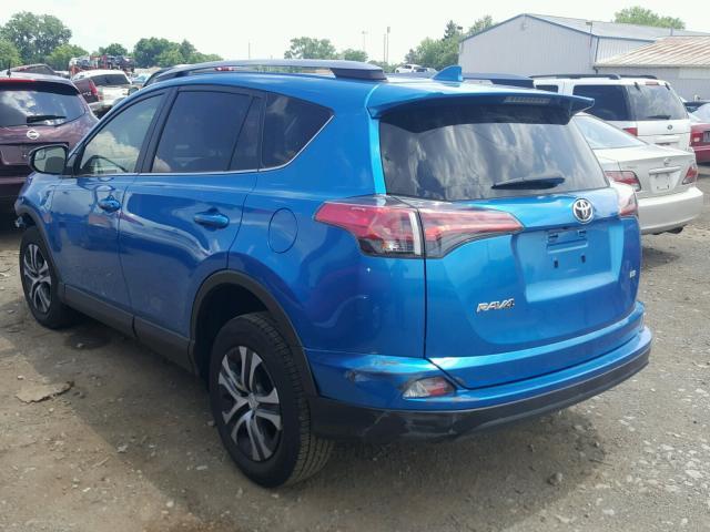 JTMZFREV3HJ704715 - 2017 TOYOTA RAV4 LE BLUE photo 3