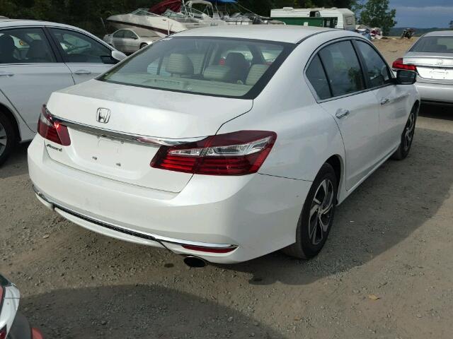 1HGCR2F34HA184253 - 2017 HONDA ACCORD WHITE photo 4