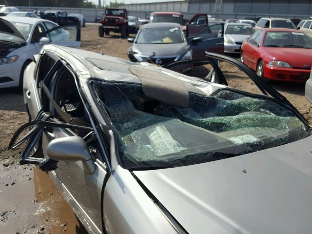 JH4KA96522C002796 - 2002 ACURA 3.5RL TAN photo 9