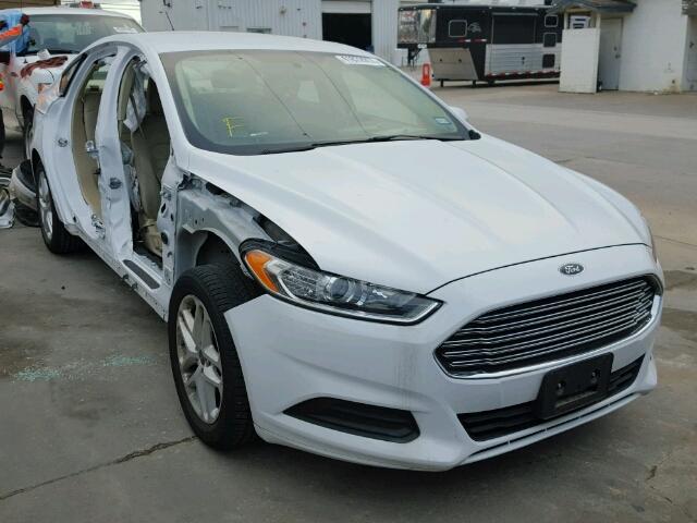 1FA6P0H72G5104998 - 2016 FORD FUSION SE WHITE photo 1