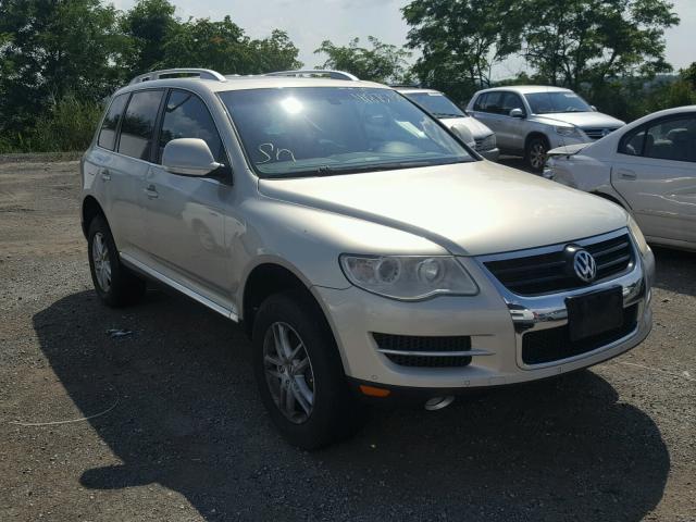 WVGBE77L09D001914 - 2009 VOLKSWAGEN TOUAREG 2 SILVER photo 1