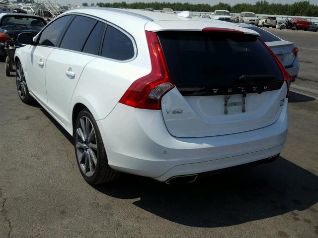 YV1612SD6F1196591 - 2015 VOLVO V60 PLATIN WHITE photo 3