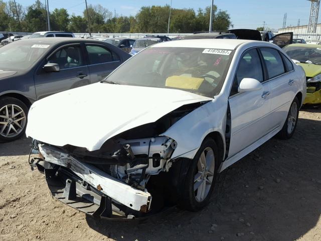 2G1WC5EM0A1189340 - 2010 CHEVROLET IMPALA LTZ WHITE photo 2