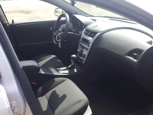 1G1ZC5E11BF330980 - 2011 CHEVROLET MALIBU 1LT SILVER photo 5