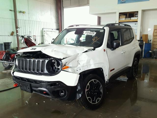 ZACCJBCT8GPD25706 - 2016 JEEP RENEGADE T WHITE photo 2