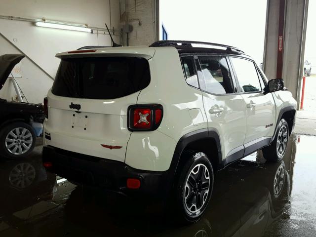 ZACCJBCT8GPD25706 - 2016 JEEP RENEGADE T WHITE photo 4