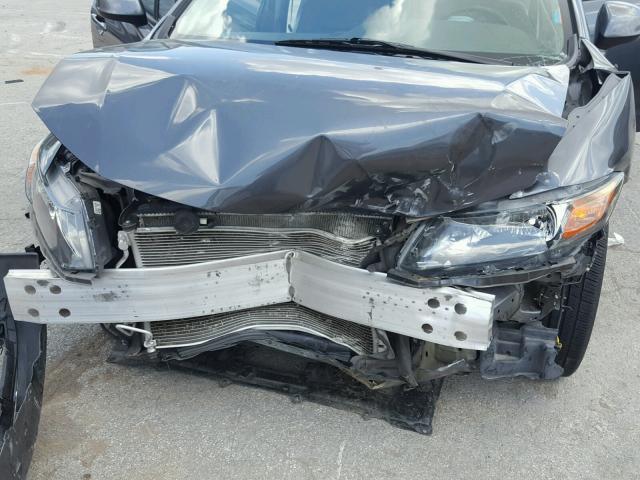 2HGFB2F93CH307038 - 2012 HONDA CIVIC EXL 灰色 照片 9