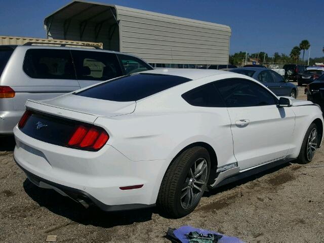 1FA6P8TH2H5309138 - 2017 FORD MUSTANG WHITE photo 4