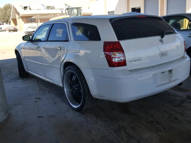 2D4FV47T97H643149 - 2007 DODGE MAGNUM SE WHITE photo 3