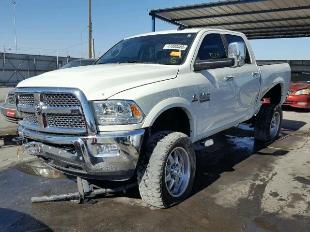 3C6UR5FL3GG350273 - 2016 RAM 2500 LARAM WHITE photo 2