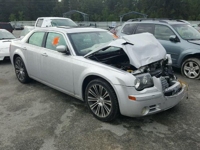 2C3CA2CV2AH262178 - 2010 CHRYSLER 300 S SILVER photo 1