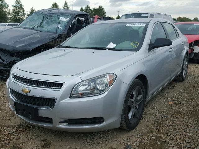 1G1ZB5E17BF130530 - 2011 CHEVROLET MALIBU LS ვერცხლისფერი ფოტო 2
