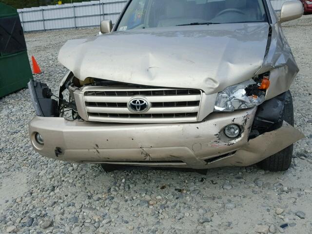 JTEEP21A760143651 - 2006 TOYOTA HIGHLANDER GOLD photo 9