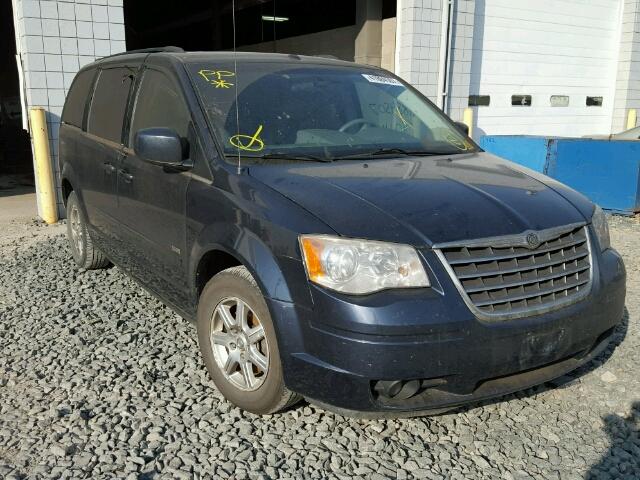 2A8HR54P28R782664 - 2008 CHRYSLER TOWN & COU BROWN photo 1