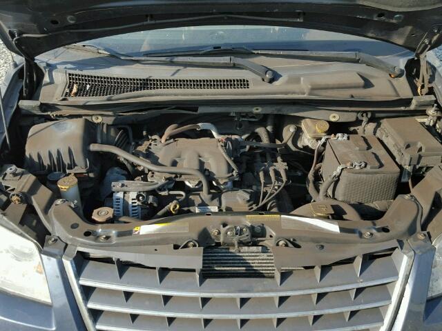 2A8HR54P28R782664 - 2008 CHRYSLER TOWN & COU BROWN photo 7