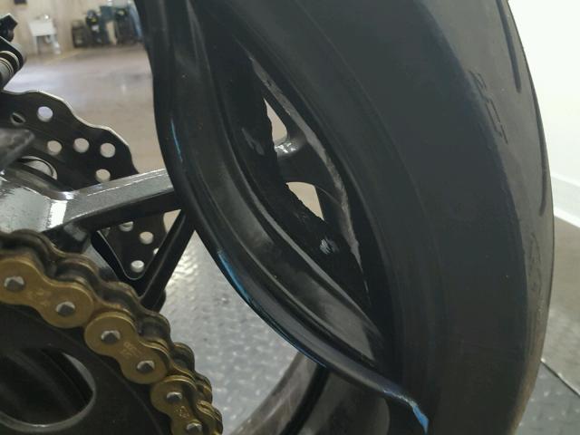 JKAEXEJ17JDA02793 - 2018 KAWASAKI EX650 J ნაცრისფერი ფოტო 11