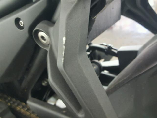 JKAEXEJ17JDA02793 - 2018 KAWASAKI EX650 J ნაცრისფერი ფოტო 13