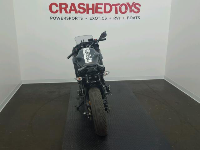 JKAEXEJ17JDA02793 - 2018 KAWASAKI EX650 J ნაცრისფერი ფოტო 4