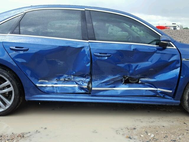 1VWDT7A34HC023170 - 2017 VOLKSWAGEN PASSAT R-L 蓝色 照片 9