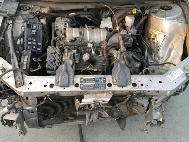 2G2WP552181116535 - 2008 PONTIAC GRAND PRIX SILVER photo 7