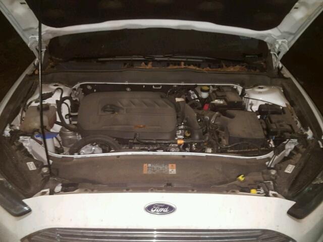 3FA6P0HD5GR214298 - 2016 FORD FUSION WHITE photo 7