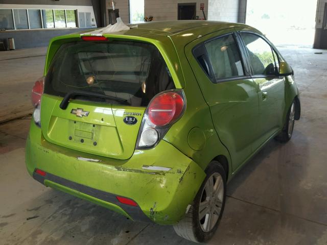 KL8CA6S91EC570242 - 2014 CHEVROLET SPARK LS GREEN photo 4