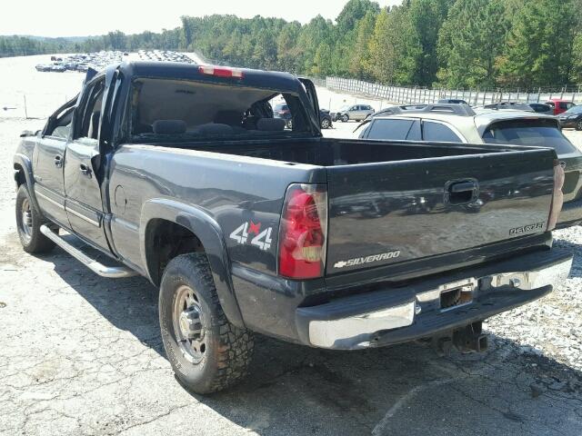 1GCGK13U03F224058 - 2003 CHEVROLET SILVERADO GRAY photo 3