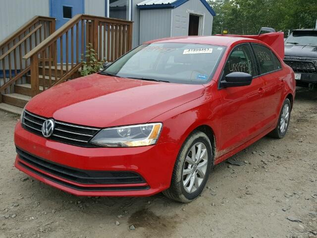 3VWD17AJ4FM240038 - 2015 VOLKSWAGEN JETTA SE 红色 照片 2