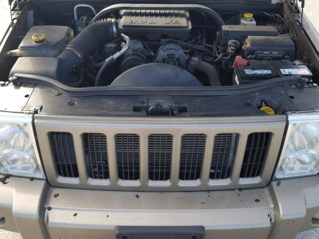 1J8HG48K66C127332 - 2006 JEEP COMMANDER 米色 照片 7