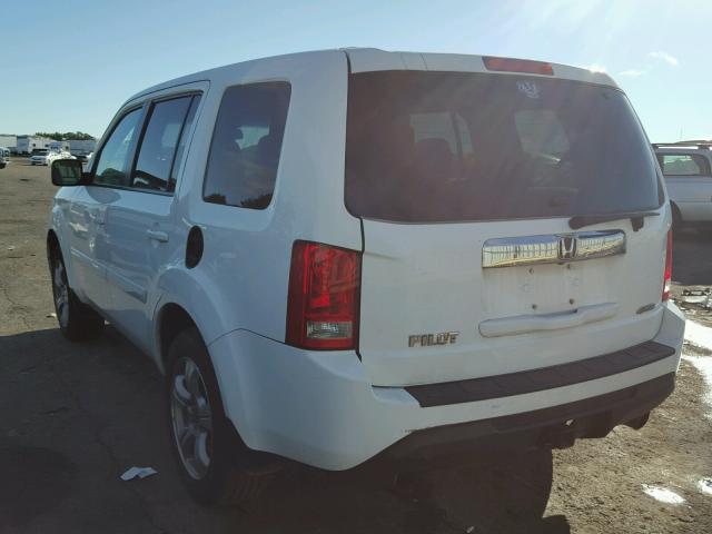 5FNYF4H54CB011727 - 2012 HONDA PILOT WHITE photo 3