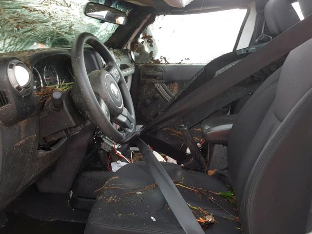 1C4AJWAG5EL145637 - 2014 JEEP WRANGLER S WHITE photo 5