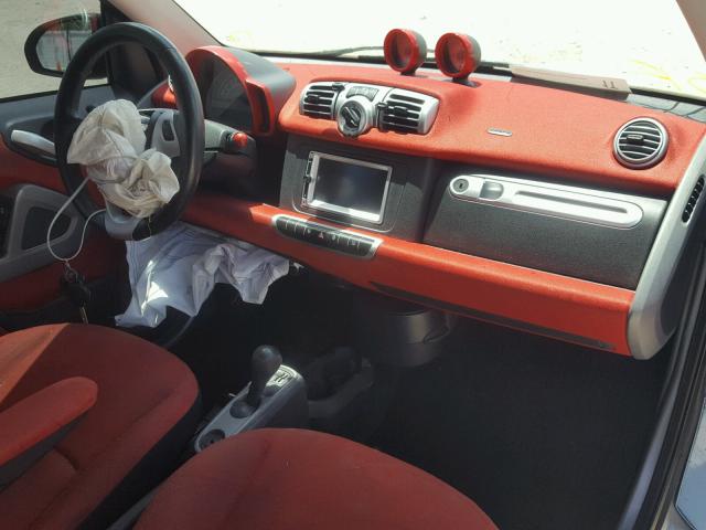 WMEEK3BA7DK640404 - 2013 SMART FORTWO PAS 黑色 照片 9