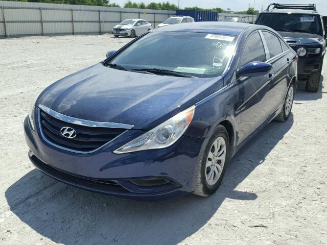 5NPEB4AC9BH028479 - 2011 HYUNDAI SONATA GLS BLUE photo 2