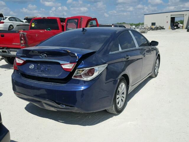 5NPEB4AC9BH028479 - 2011 HYUNDAI SONATA GLS BLUE photo 4