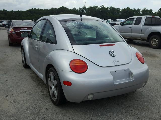 3VWED21CX1M480686 - 2001 VOLKSWAGEN NEW BEETLE 银色 照片 3